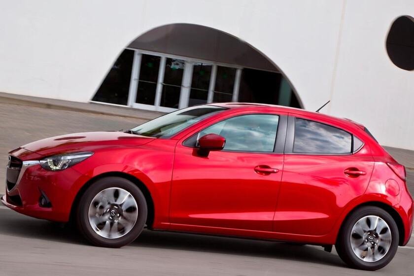 mazda auto compacto y eficiente para ciudad por menos de Mazda: auto compacto y eficiente para ciudad por menos de 180,000 pesos.