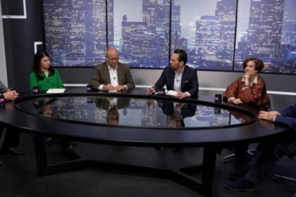 Mesa de Análisis Nacional aborda temas críticos con expertos y figuras influyentes