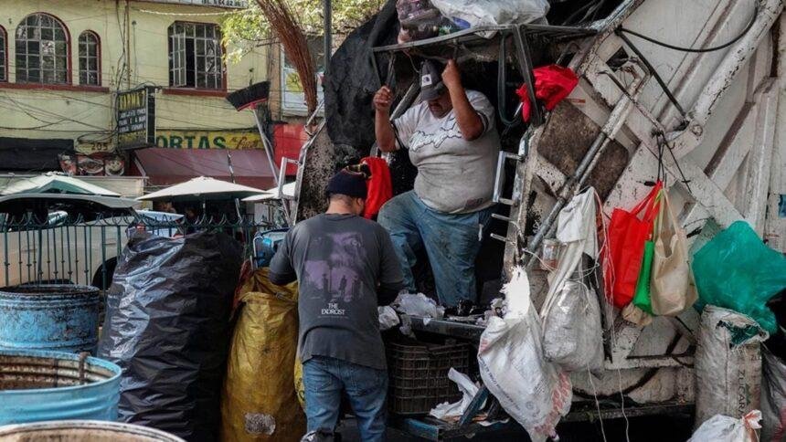 México genera más de un kilo de basura diaria por persona según informe.
