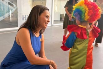 Niñas y niños disfrutan actividades recreativas en Centro de Rehabilitación Estatal.