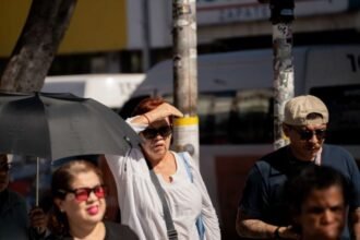 Niño de tres años fallece por golpe de calor en vehículo en México