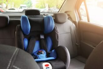 Niño de tres años muere tras quedar encerrado en automóvil en México.