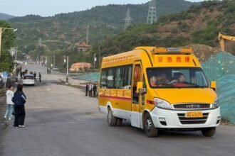 Ocho muertos y 38 desaparecidos por explosión en mina de China