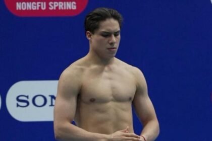 Osmar Olvera gana bronce en trampolín individual del Mundial de China