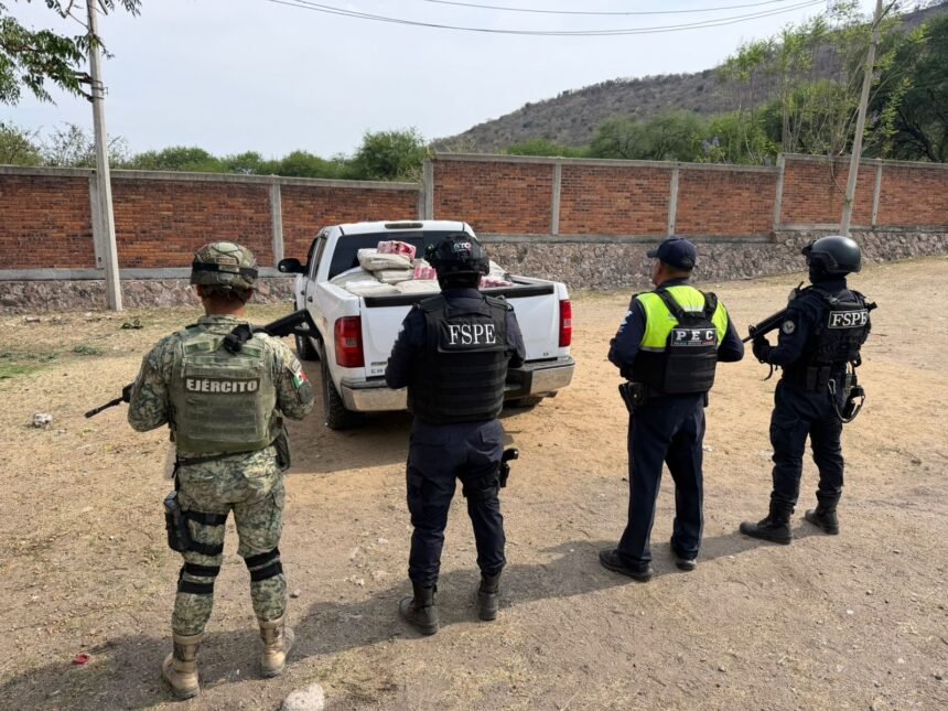 PEC confiscó mercancía y vehículos en operativos realizados en León.