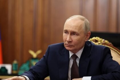 Rusia amenaza con bombardeos en Kyiv tras ataques en Lugansk.