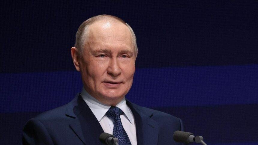 Rusia restringe acceso a internet móvil durante desfile militar en la Plaza Roja