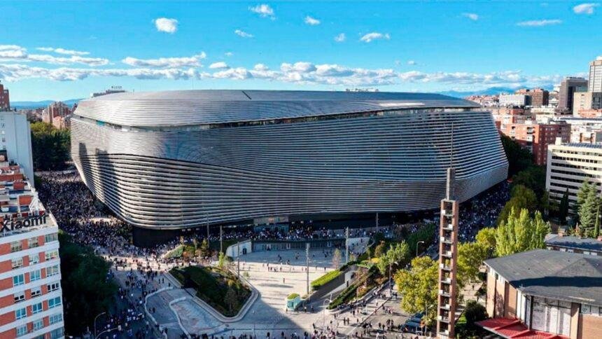 Santiago Bernabéu en Google Maps recibe nombres inesperados
