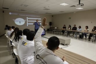 Secretaría de Seguridad y Paz presenta funciones a estudiantes de Guanajuato