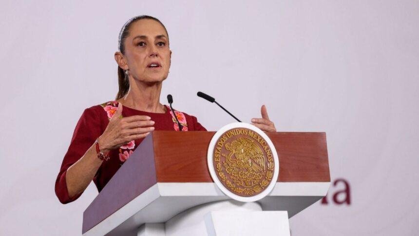 Sheinbaum advierte a embajadores sobre la injerencia en política extranjera.