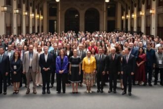 Sheinbaum advierte a legisladores de la 4T sobre oligarquía y entreguismo.