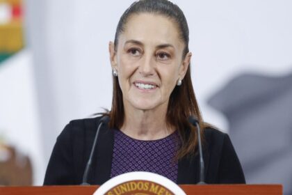sheinbaum coordina envio de ayuda humanitaria a cuba desde mexico Sheinbaum coordina envío de ayuda humanitaria a Cuba desde México.