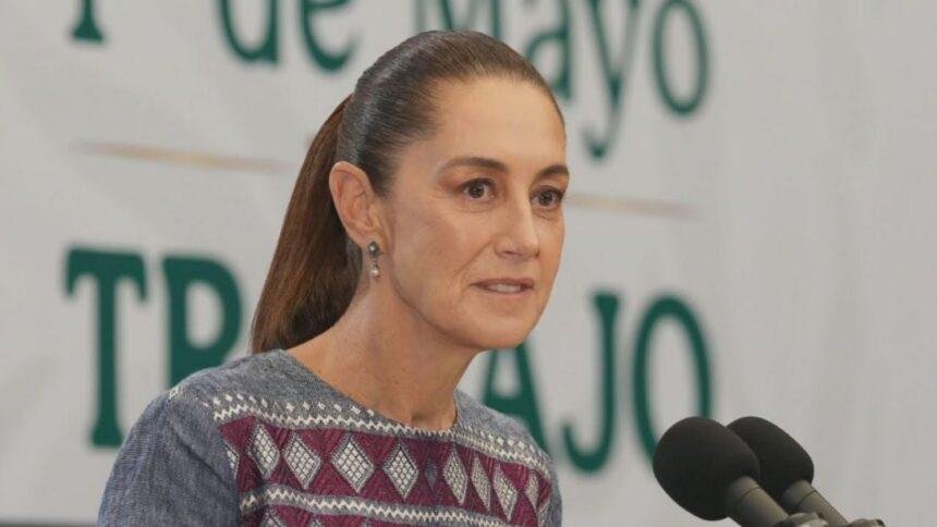 Sheinbaum descarta reunión con AMLO durante gira nacional en Palenque.