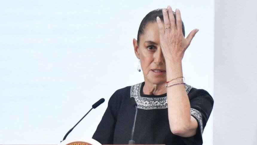 Sheinbaum ignora menciones de Adán Augusto en expediente de "huachicol" fiscal.