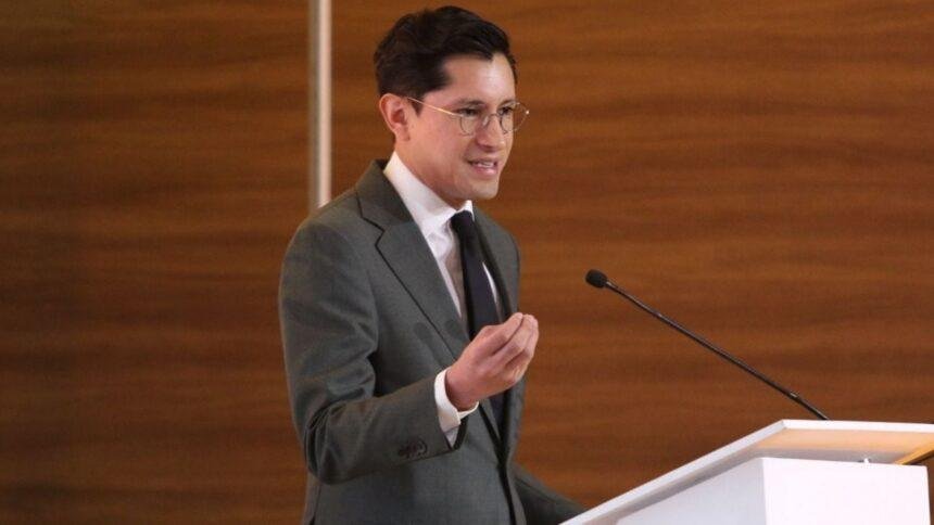 sre designa a 18 nuevos directores y jefes de unidad SRE designa a 18 nuevos directores y jefes de unidad en reestructuración