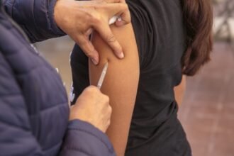 SSG incorpora dosis contra el virus Sincicial Respiratorio en vacunación.