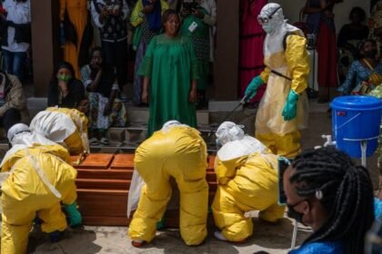 Tercer ataque a hospital en Congo por demandas de cuerpos de ébola