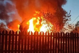 Ucrania ejecuta ataque con drones contra Rusia, dejando cuatro muertos.