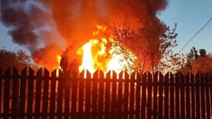 Ucrania ejecuta ataque con drones contra Rusia, dejando cuatro muertos.