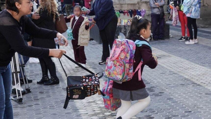Vacaciones de verano intensifican rezago educativo en México, alertan expertos.