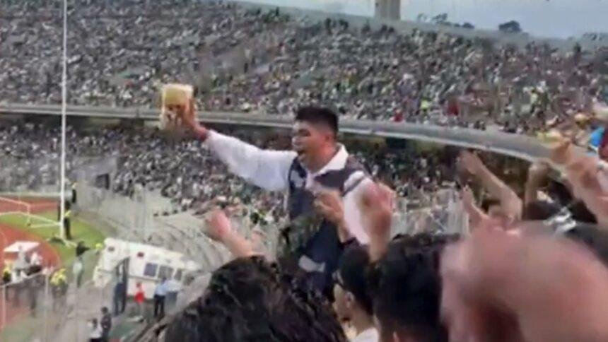 Vendedor de palomitas se convierte en estrella en semifinal Pumas vs Pachuca