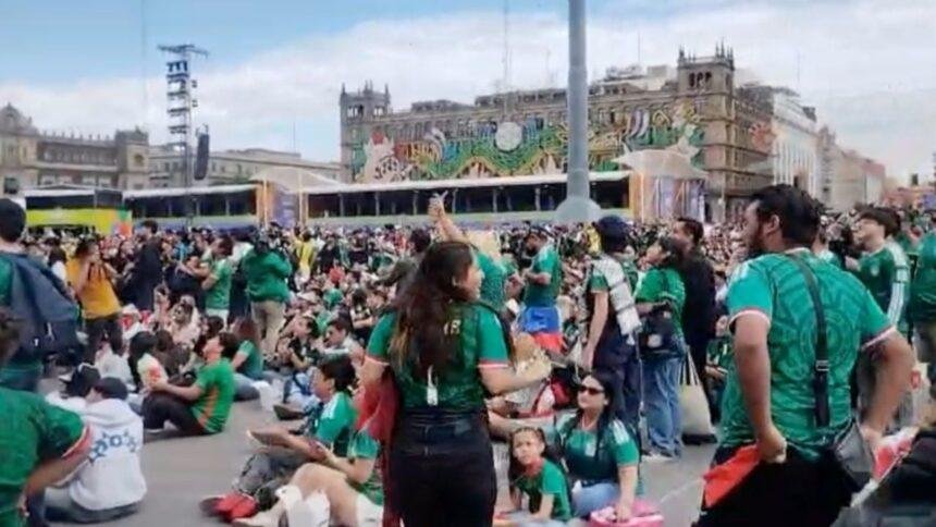 55 mil aficionados abarrotan el Zócalo antes del México-Chequia
