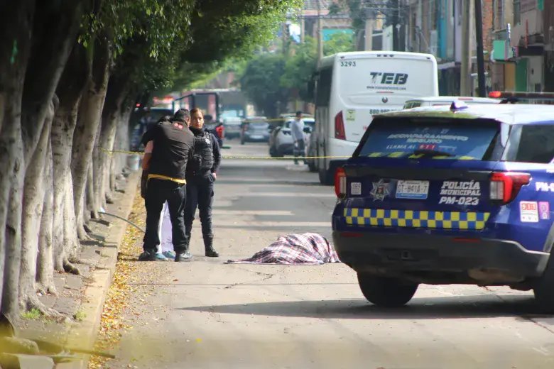 Abuelito muere tras llevar a su nieto en bici a la escuela en Irapuato