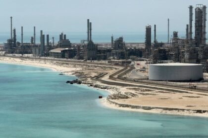 Accidente de helicóptero en Arabia Saudita causa 14 muertes en la industria petrolera