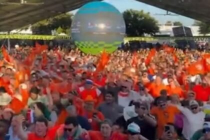 Aficionados de Países Bajos animan Dallas antes del duelo contra Japón