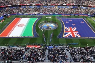 Aficionados en Los Ángeles abuchean el himno de Irán durante evento