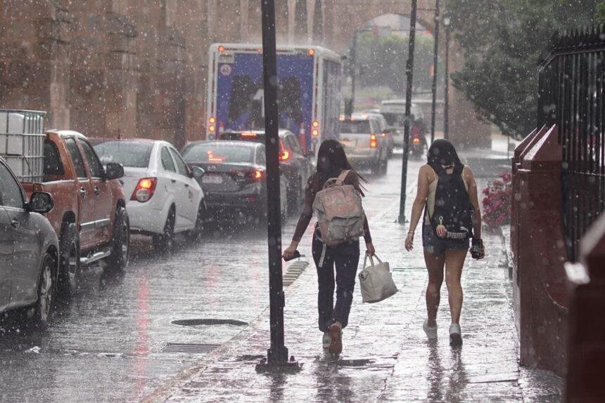 Alerta en Michoacán por temporada de lluvias y ciclones activa