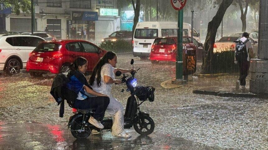 Alerta roja por lluvias torrenciales en Tlalpan y Coyoacán
