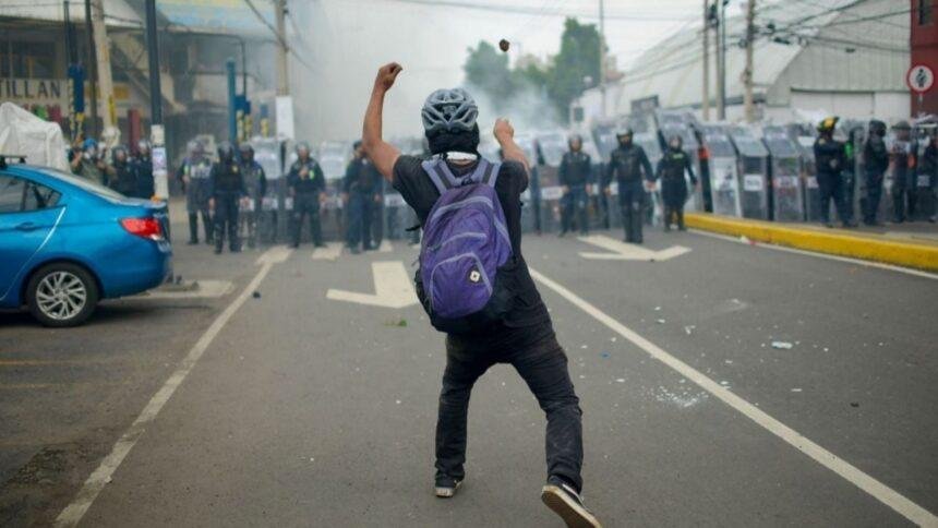 Amnistía Internacional denuncia represión policial en México durante protestas previas al Mundial