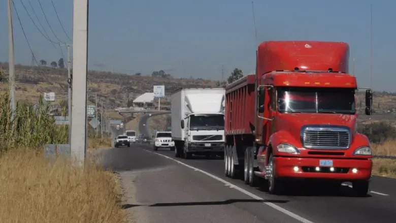 AMOTAC prepara protesta en carreteras de Guanajuato, tome precauciones.