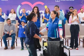 Apoyos sociales de Tere Jiménez en Margaritas Aguascalientes