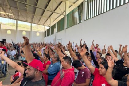 Aquila celebra transición de Pómaro hacia el autogobierno local.
