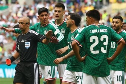 Árbitro brasileño de México-Sudáfrica colabora con Duolingo en nueva campaña