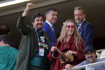 Canelo Álvarez y otras figuras destacan en México vs Corea del Sur