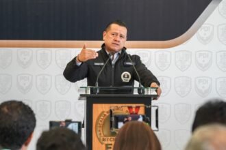Carlos Torres Piña solicita licencia en la FGE para unirse a Morena