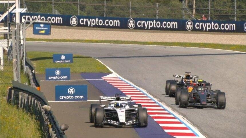 Checo Pérez no termina la segunda práctica del Gran Premio de Austria