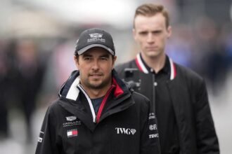 Checo Pérez resalta su gran rendimiento en Cadillac tras regreso a la F1