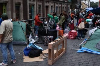 CNTE declara fin de la huelga tras más de 20 días de protesta.