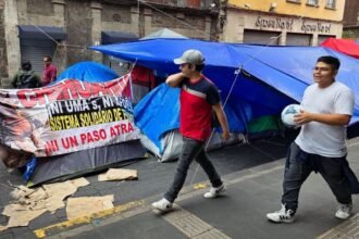 CNTE lidera movilizaciones en defensa de la dignidad en diversas regiones