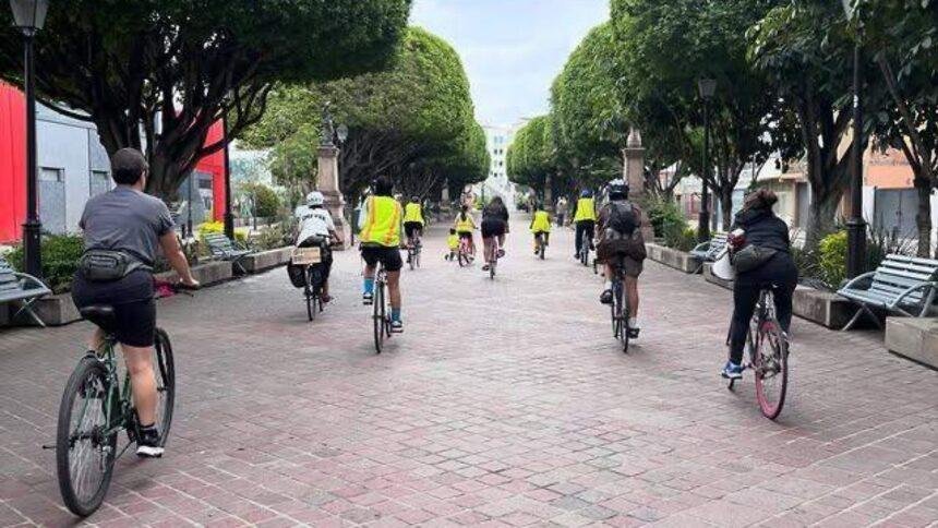 Colectivos ciclistas de León demandan justicia y movilidad segura tras muerte de Martha Hernández.