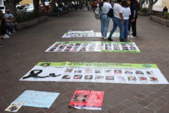 Colectivos por desaparecidos marchan en León, reclaman justicia sin festejos.