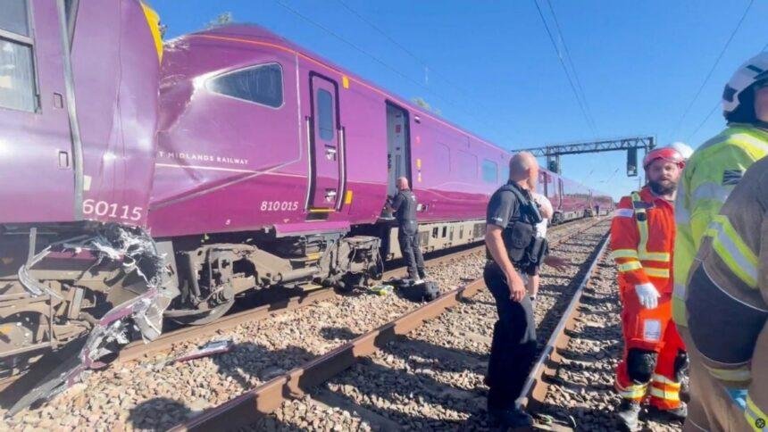 Colisión de trenes en Reino Unido deja nueve personas en estado crítico