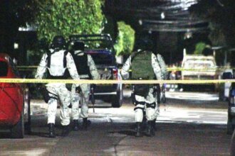 Conductor causa muerte de dos motociclistas en la León-Cuerámaro