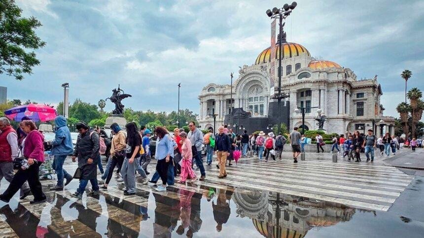 Continúan las lluvias fuertes esta noche; alerta amarilla en CDMX