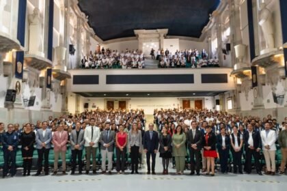 Cortés Alcalá destaca inclusión en salud durante Encuentro de Enfermería Comunitaria.
