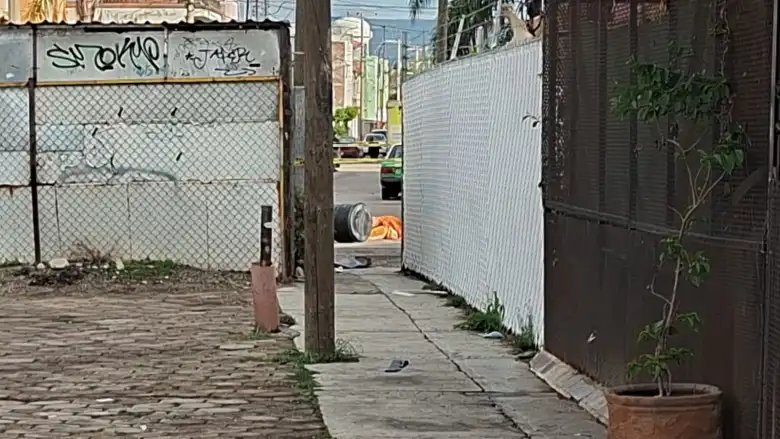 Cuerpo violentado hallado cerca de la primaria Diego Rivera en León.